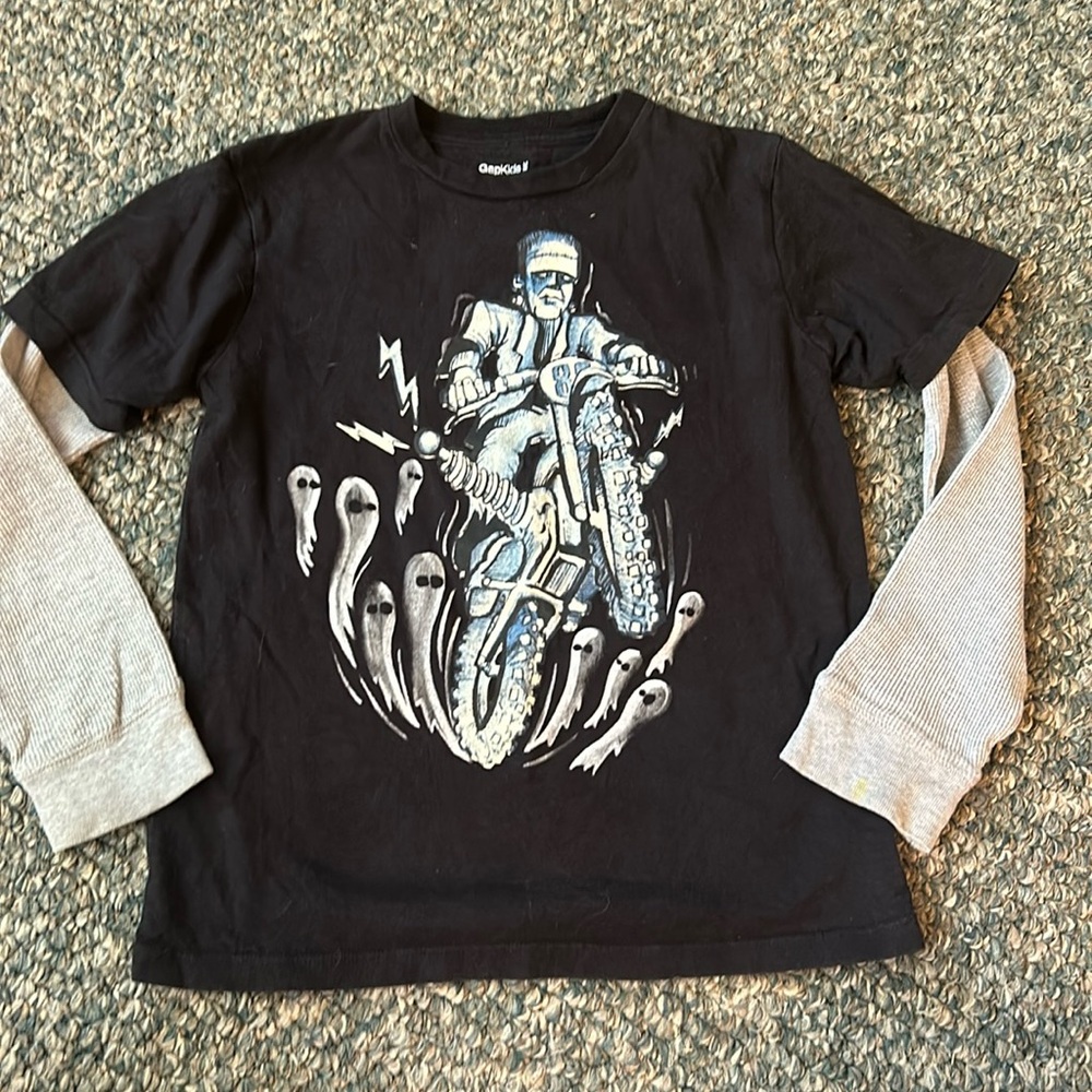 GAP Long-Sleeved T-shirt